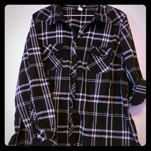 NWOT TORRID SIZE 2X 🖤 Plaid Button Down